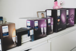 Eigentlich wollte ich hart bleiben am Amazon Prime Day, doch dann musste ich ja die Phillips Hue Angebote sehen - Geboren war das Smart Home Schlafzimmer.